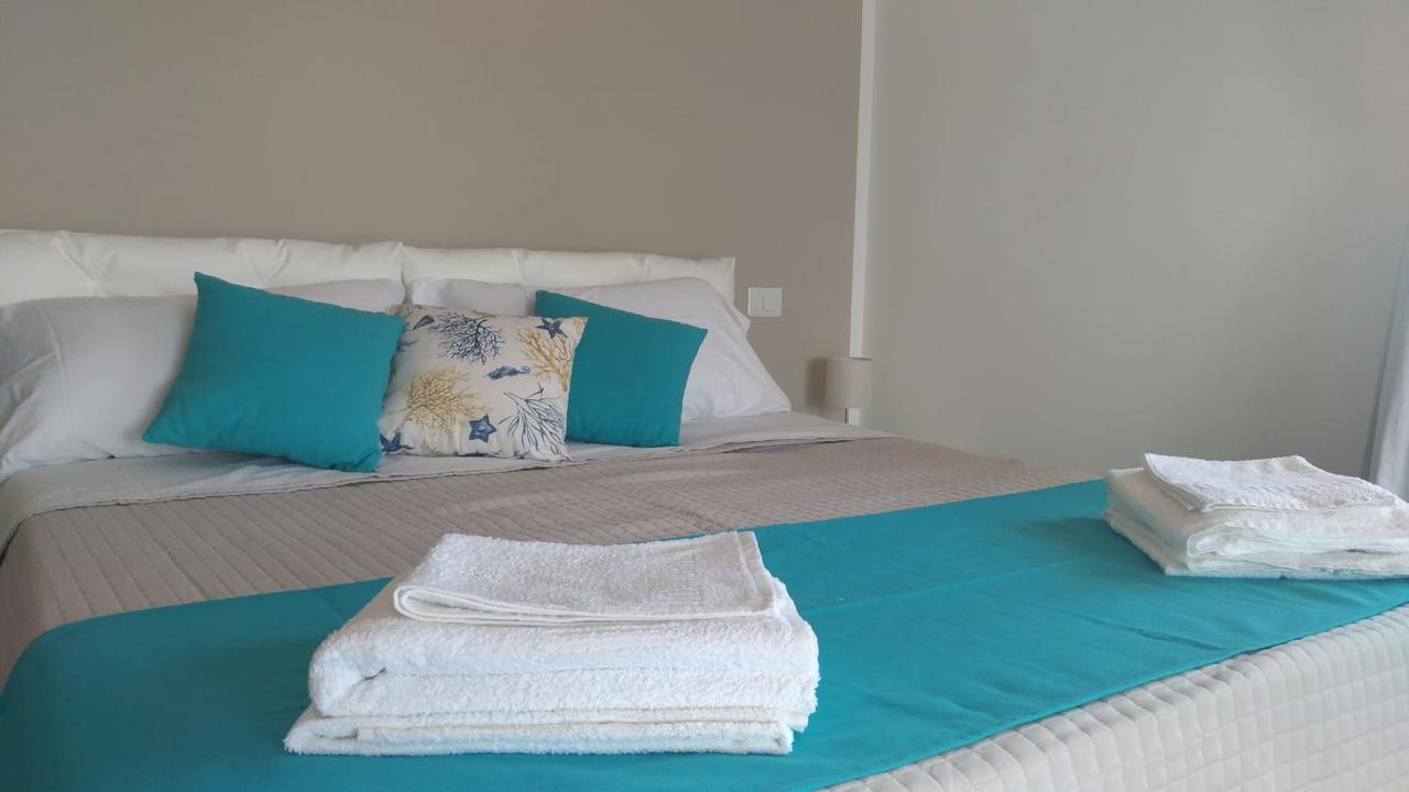 Marysel Rooms ออลเบีย ภายนอก รูปภาพ